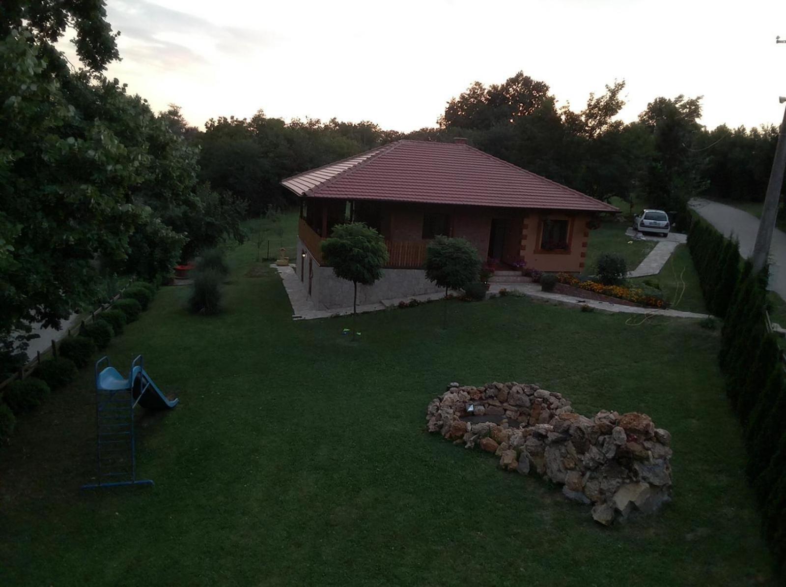 Kuca Za Uzivanje Valjevo Oda fotoğraf